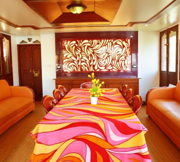 dining hall inside coco houseboat